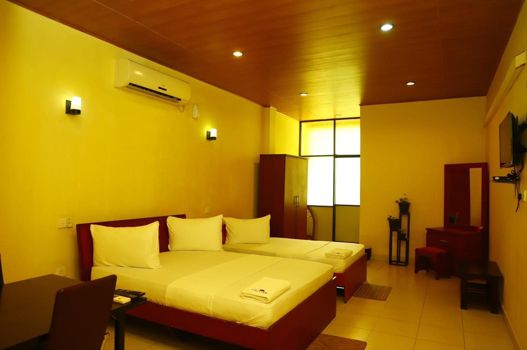 Gunners Club Hotel Minneriya Ngoại thất bức ảnh
