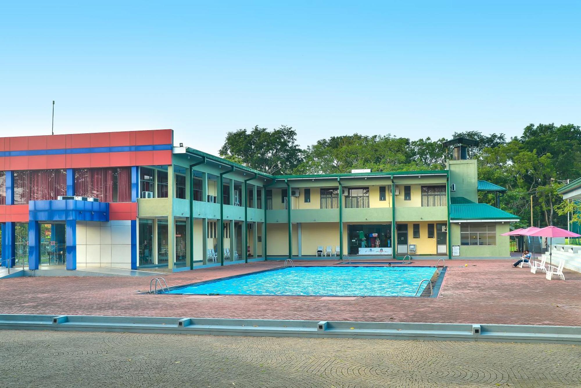 Gunners Club Hotel Minneriya Ngoại thất bức ảnh