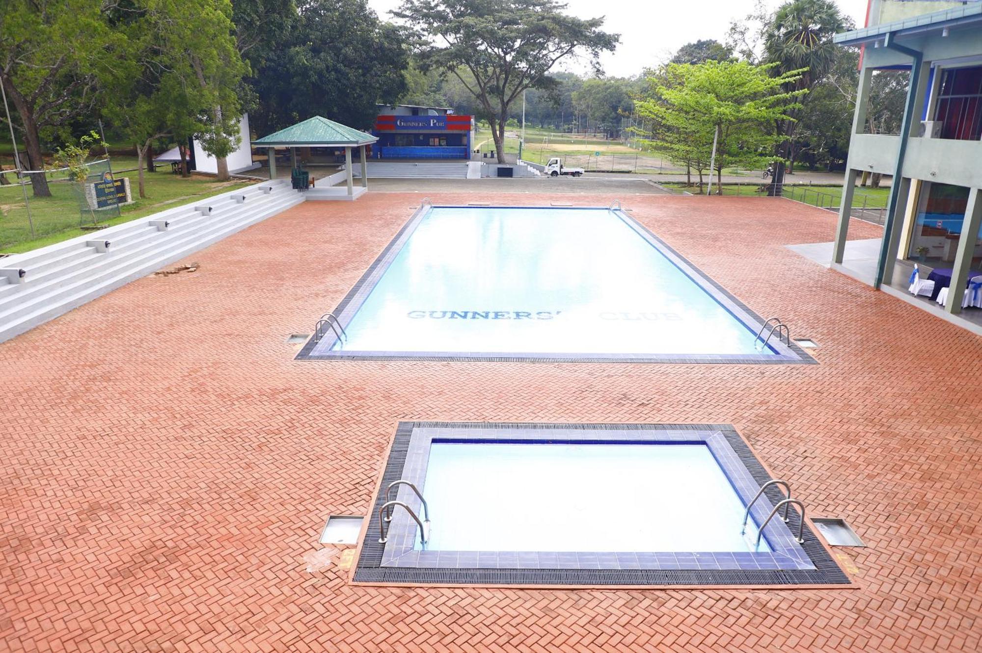 Gunners Club Hotel Minneriya Ngoại thất bức ảnh